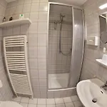 Deeke's Quellenhof Отель 3*